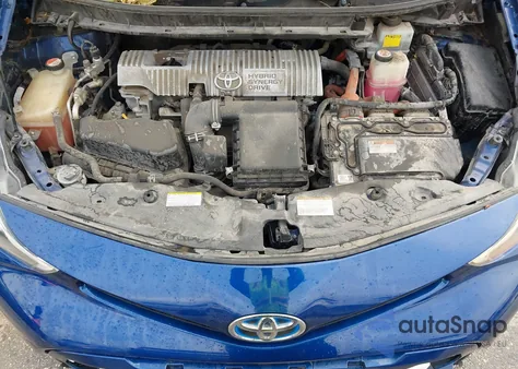 2017 Toyota Prius V Five из США, поврежденный, VIN JTDZN3EU2HJ058588